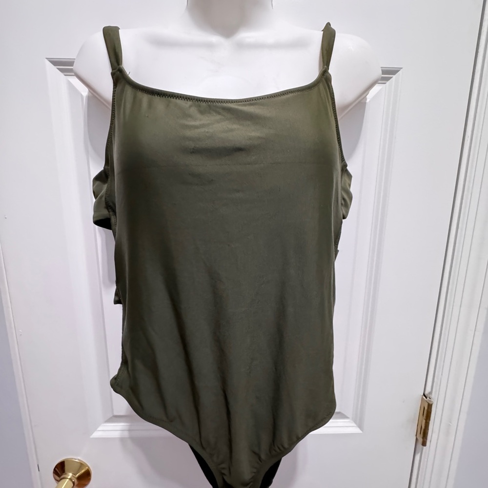 Mossano size XL swimsuit